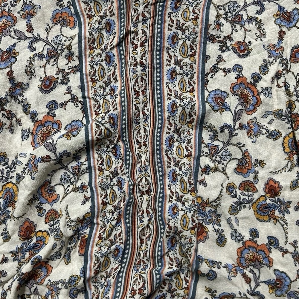 Women’s Cynthia Rowley Floral Blouse Size Medium - Picture 3 of 4